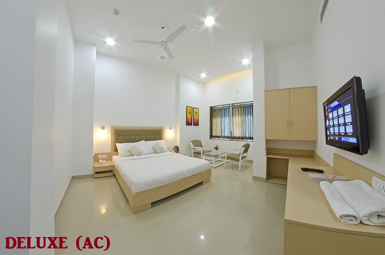 Jk Rooms 109 Hotel Mayur Nagpur Eksteriør bilde