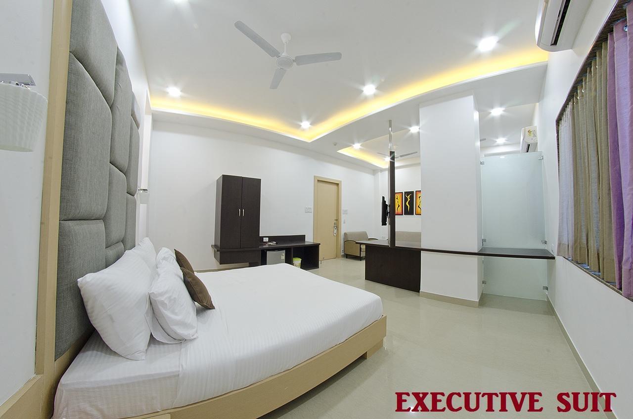 Jk Rooms 109 Hotel Mayur Nagpur Eksteriør bilde